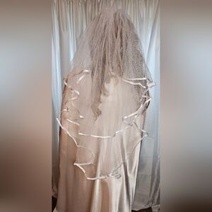 Wedding Veil Satin Trim